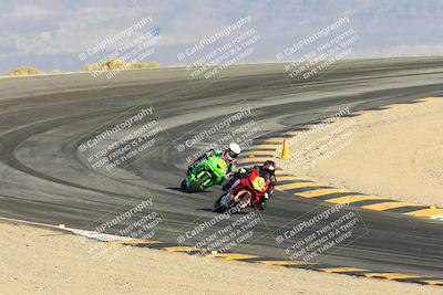 media/Nov-17-2024-CVMA (Sun) [[1fec520723]]/Race 11-Amateur Supersport Open/